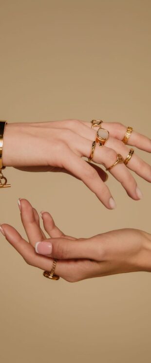 RINGS FOR DAYS